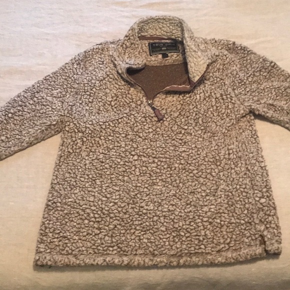 True grit pull over - Picture 1 of 1